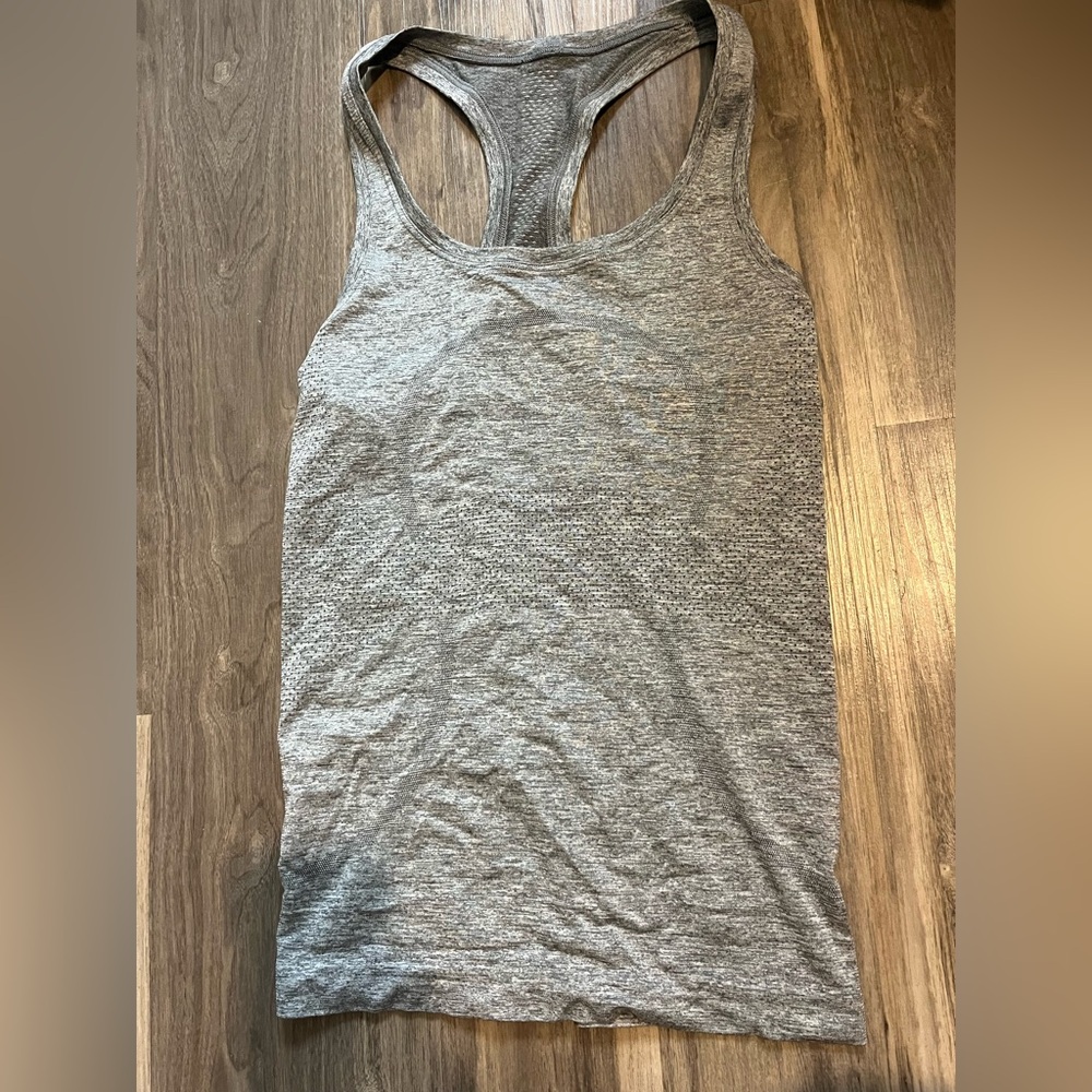 Lululemon swiftly tech tank grey size 4